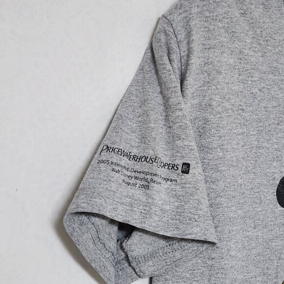 Vintage Mickey Mouse T-Shirt Small Grey 2005 Tropical Trunks Sunglasses - Picture 4 of 7